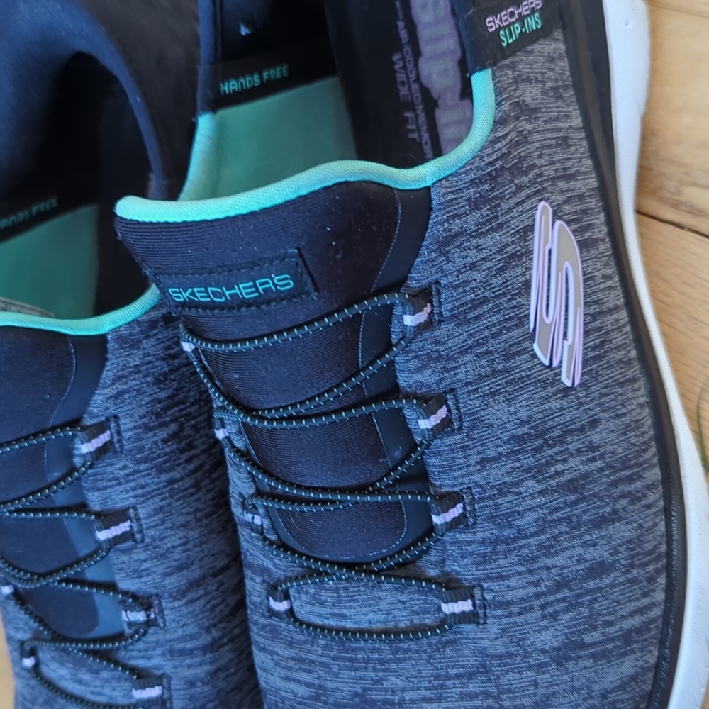 Skechers Slip Ins - Picture 3 of 13